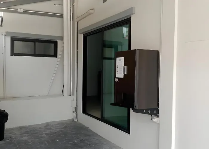 Yellow Place Sukhumvit Soi 2 - เยลโล เพลส สุขุมวิทซอย 2 Apartment *