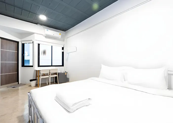 Yellow Place Sukhumvit Soi 2 - เยลโล เพลส สุขุมวิทซอย 2 Bangkok