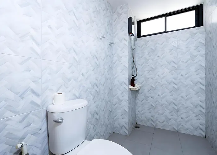 Yellow Place Sukhumvit Soi 2 - เยลโล เพลส สุขุมวิทซอย 2 Apartment *