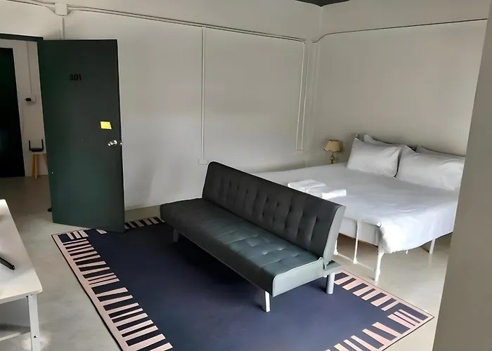 Yellow Place Sukhumvit Soi 2 - เยลโล เพลส สุขุมวิทซอย 2 Bangkok